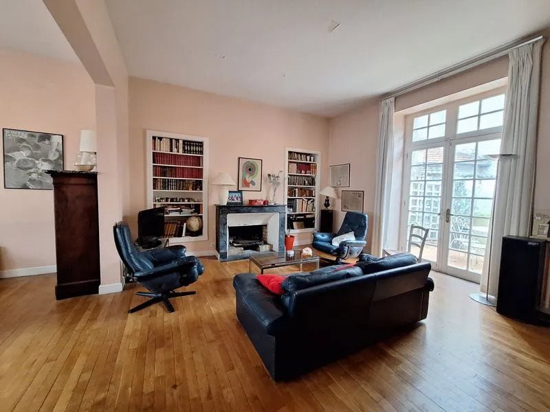 Maison à vendre, 232m², Saint-Céré