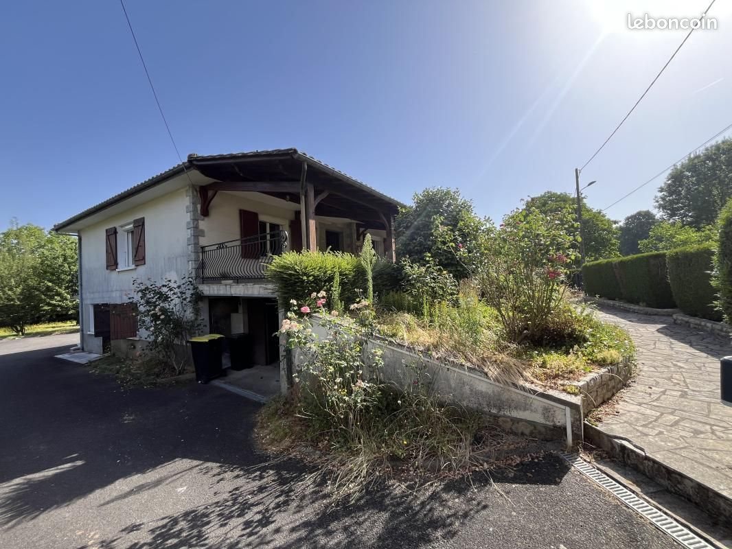Maison à vendre, 140m², Chabanais