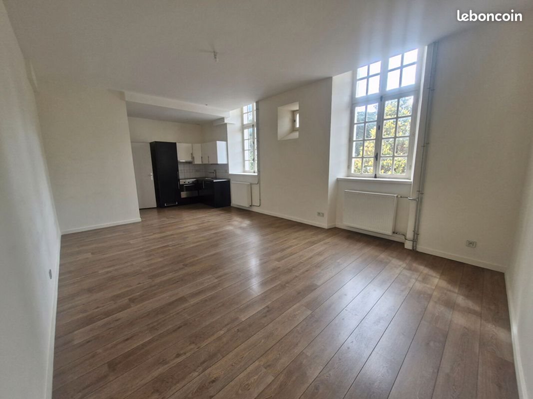 Appartement à louer, 57m², Auxerre