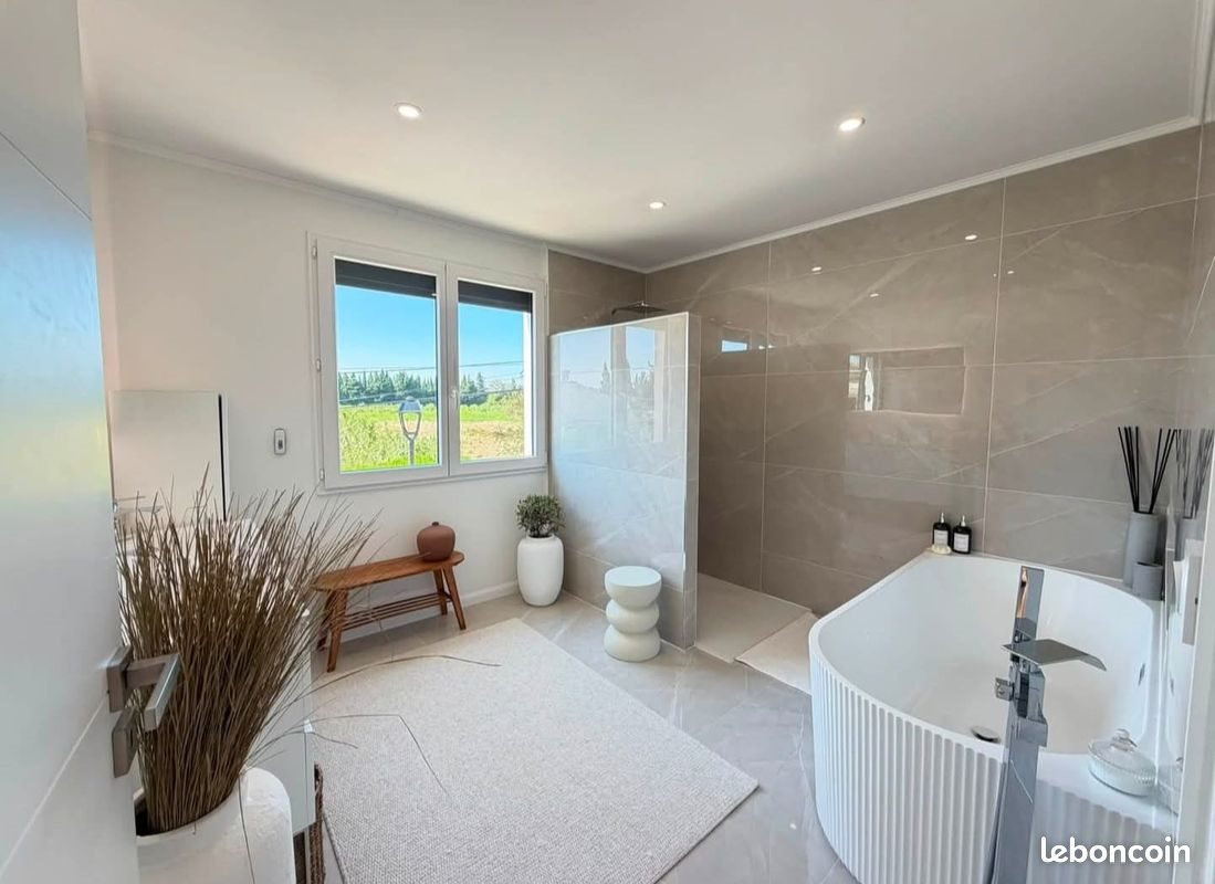 Maison à louer, 102m², Saint-Forgeux