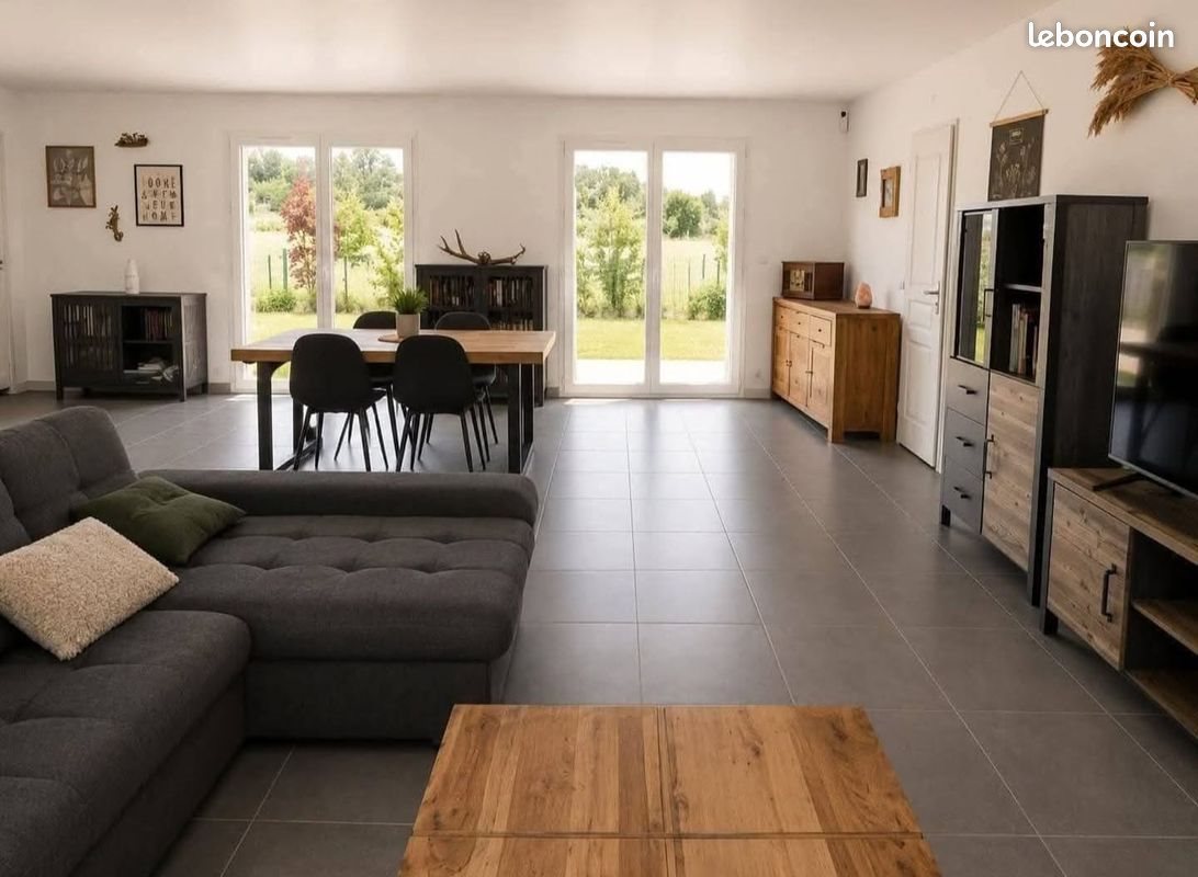 Maison à louer, 110m², Lentilly