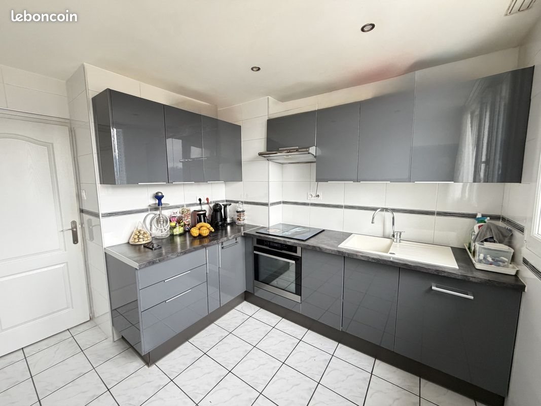Appartement à vendre, 66m², Fontaine