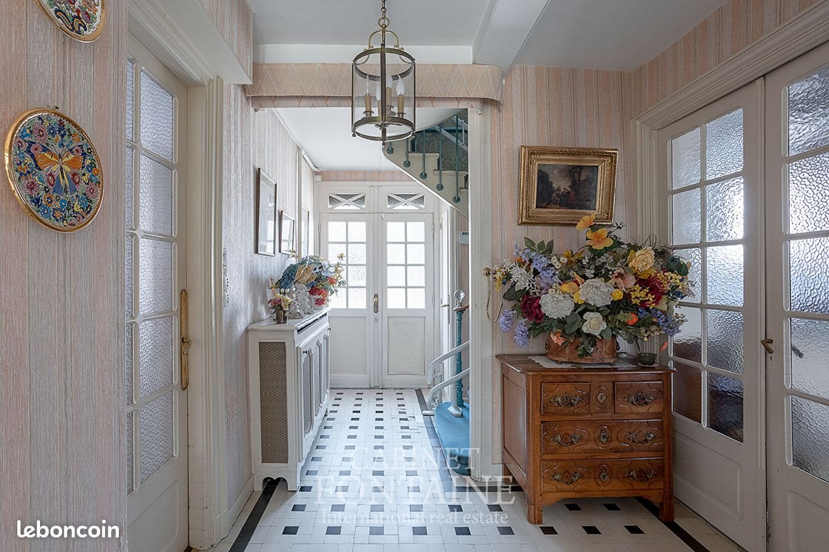 Maison à vendre, 205m², Crèvecoeur-le-Grand