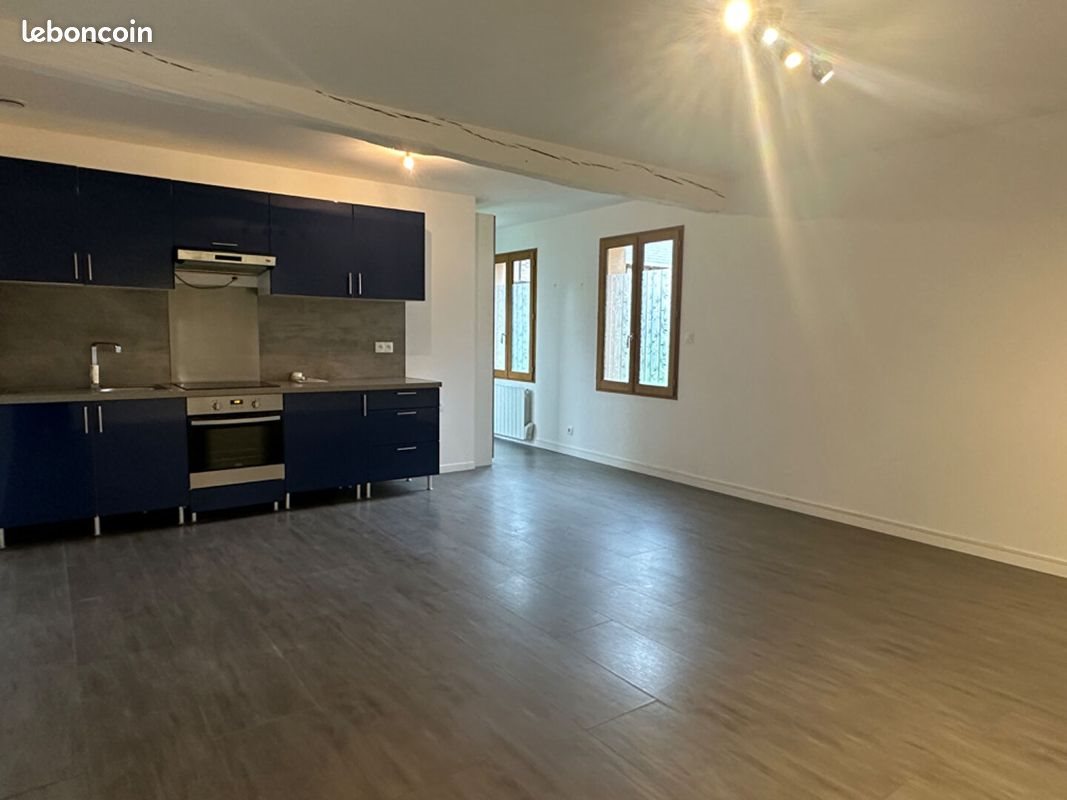 Maison à louer, 81m², Froissy