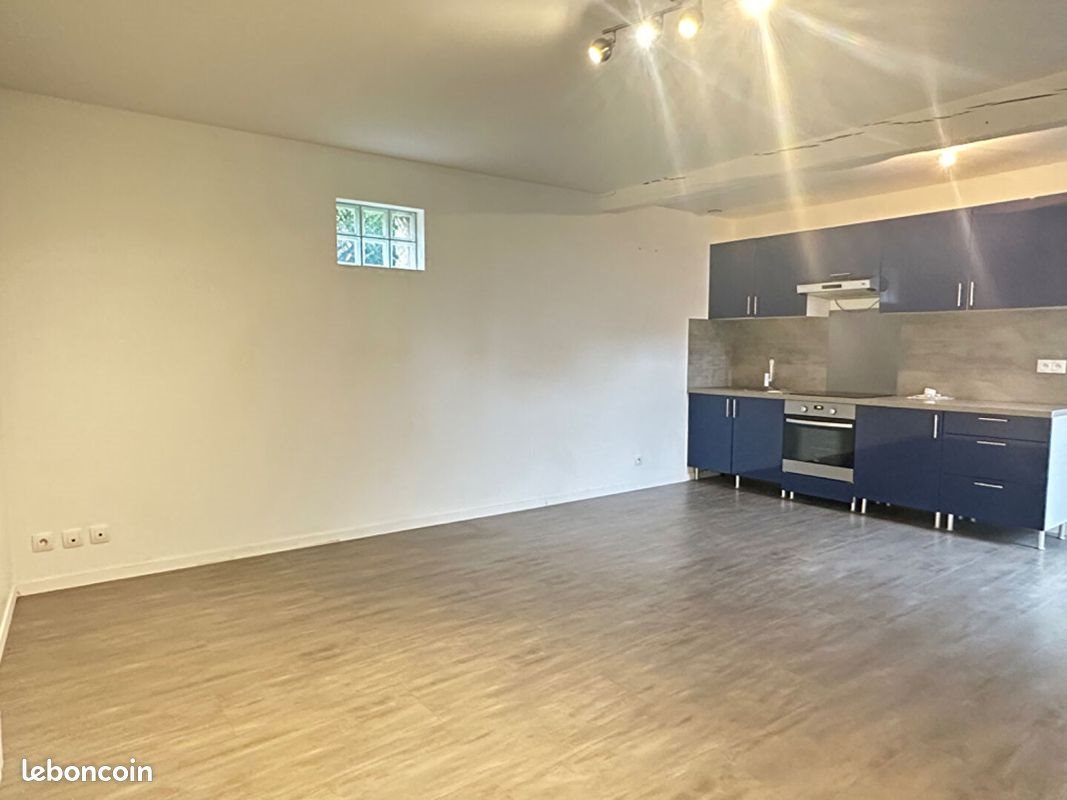 Maison à louer, 81m², Froissy