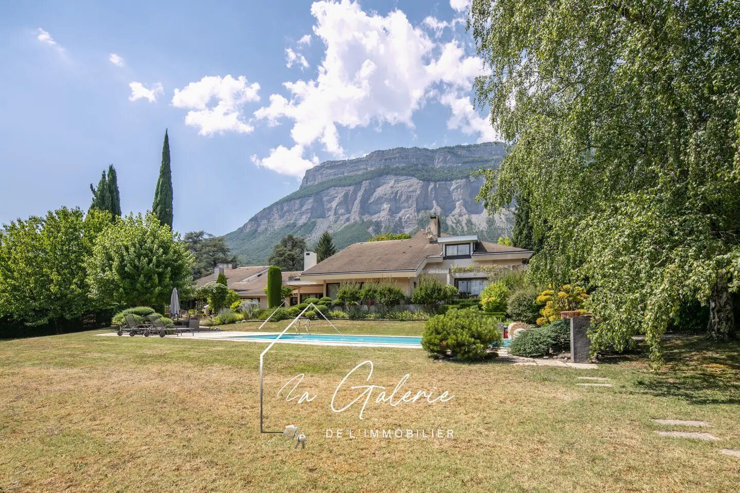 Maison à vendre, 470m², Meylan
