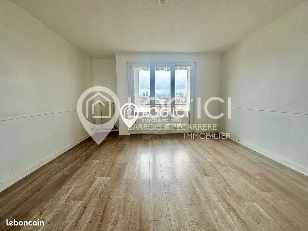 Appartement à louer, 66m², Soues