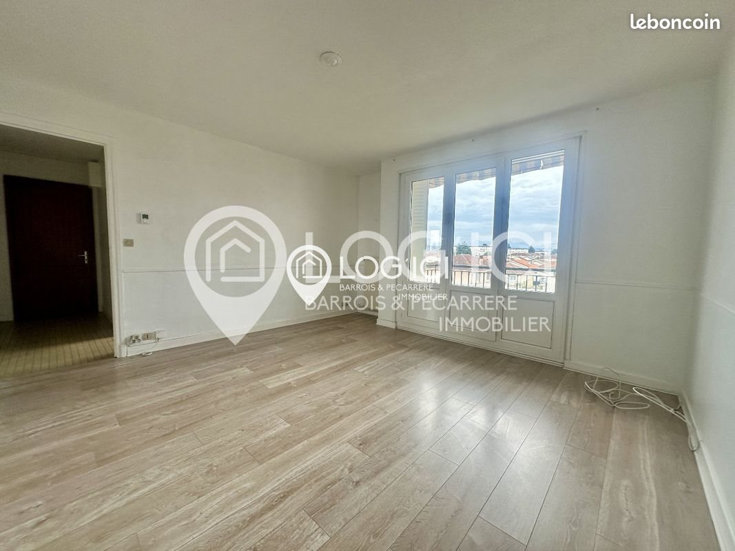 Appartement à louer, 66m², Soues