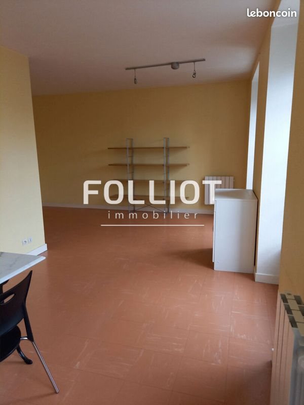 Appartement à louer, 30m², Fougères