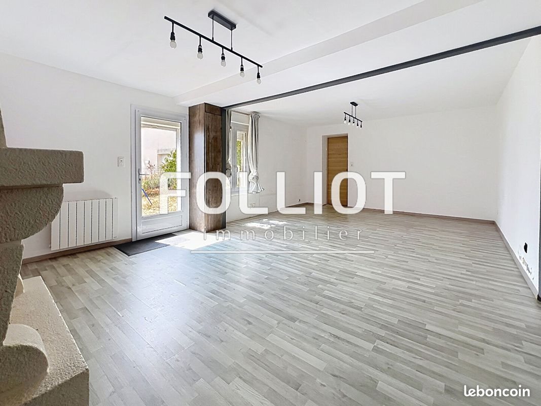 Maison à vendre, 116m², Lécousse