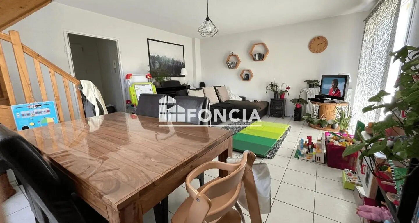 Maison à vendre, 81m², Vouneuil-sous-Biard