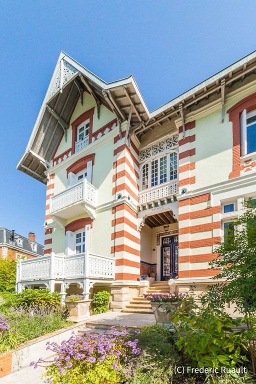 Maison à vendre, 340m², Arcachon