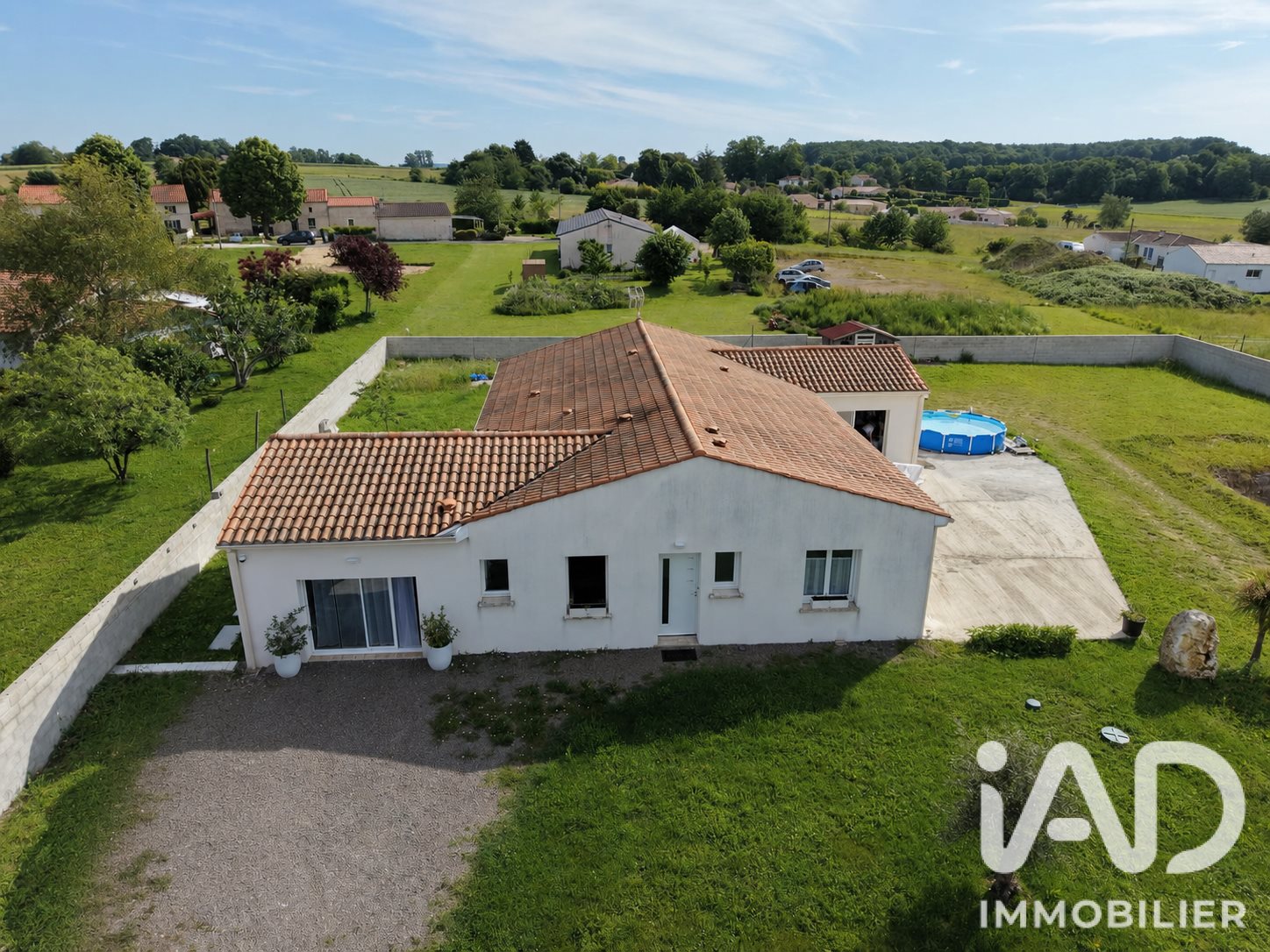 Maison à vendre, 205m², Saint-Germain-de-Lusignan