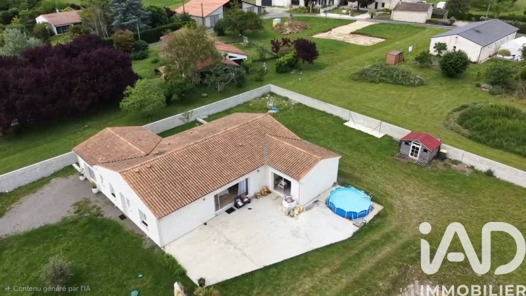 Maison à vendre, 205m², Saint-Germain-de-Lusignan