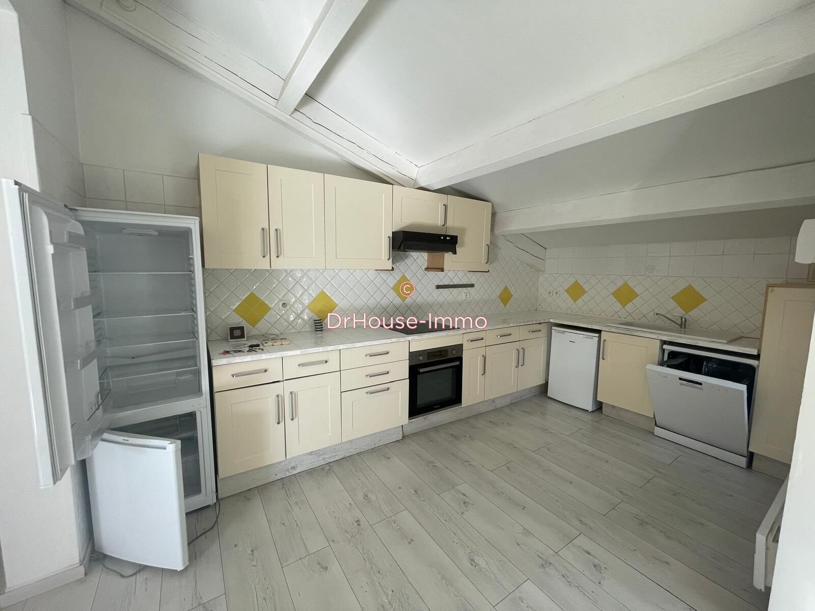 Maison à louer, 87m², Marseille 8ème