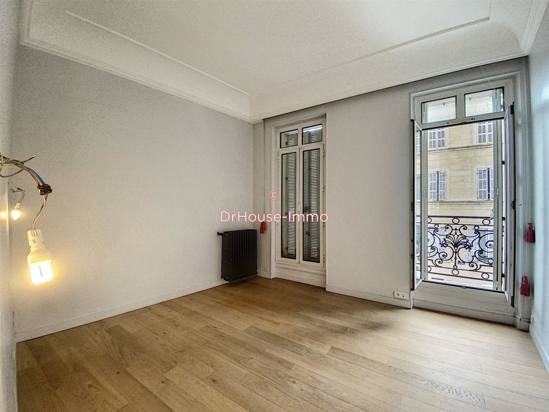 Appartement à louer, 77m², Marseille 5ème