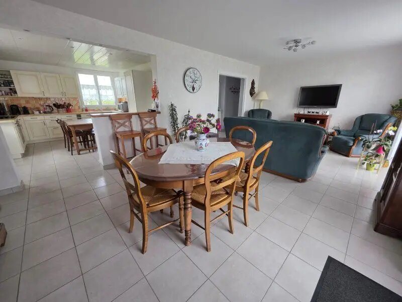 Maison à vendre, 138m², Lassigny