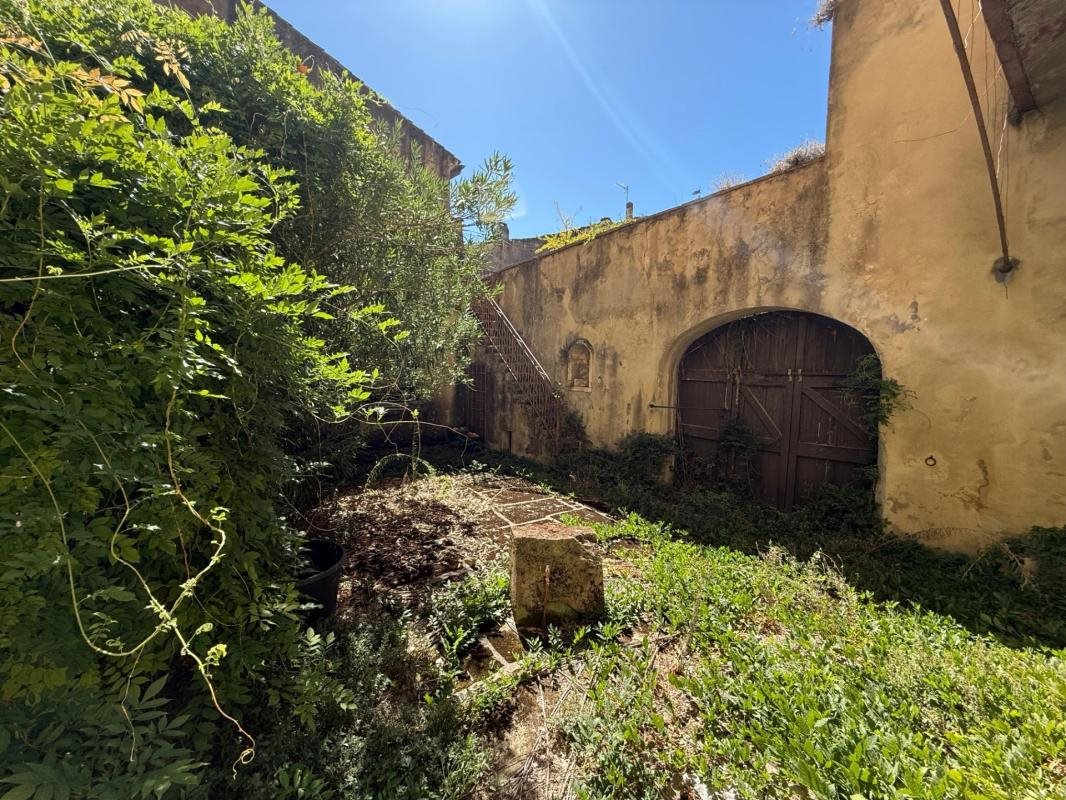 Maison à vendre, 460m², Roquemaure