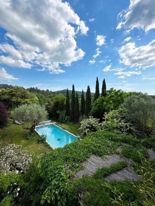 Maison 6 pièces 182 m² · à Aumelas · 182 m² · 649 000 €
