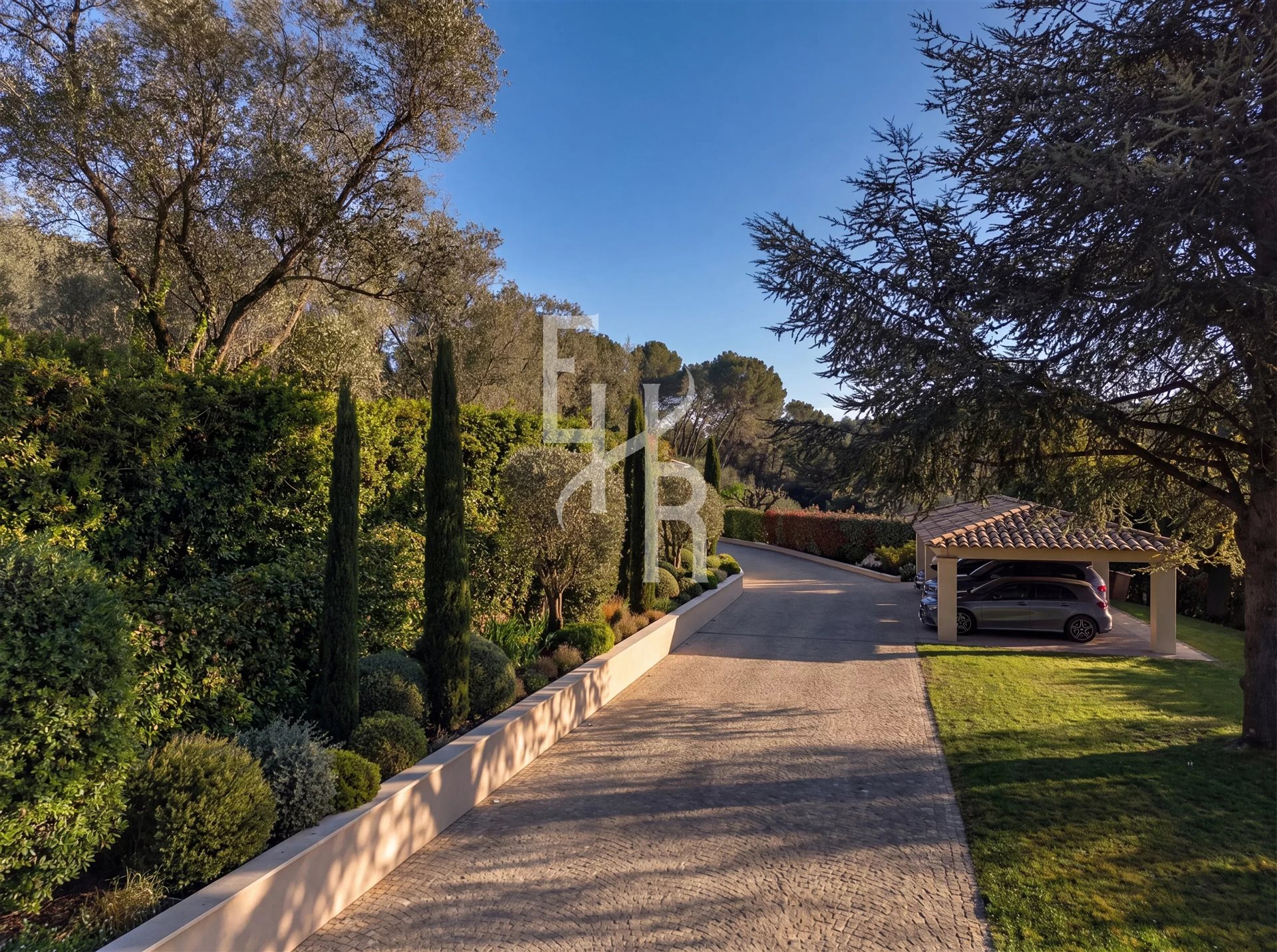 Maison à vendre, 305m², Mougins