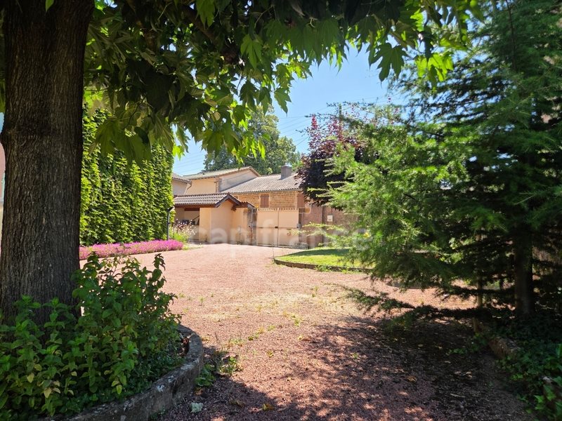 Maison à vendre, 136m², Mâcon