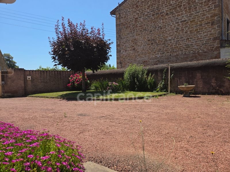 Maison à vendre, 136m², Mâcon