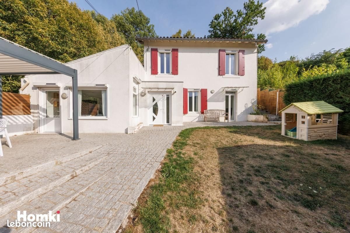 Maison à vendre, 124m², Royat