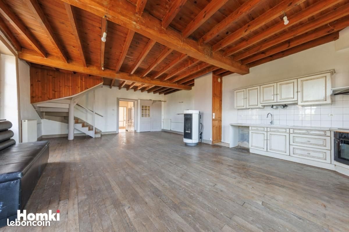 Maison à vendre, 216m², Courpière