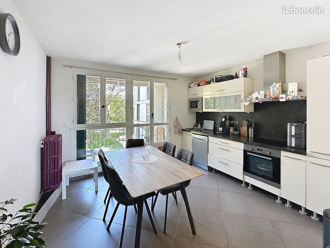 Appartement à vendre, 72m², Allauch