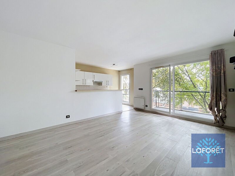 Appartement à louer, 57m², Cergy