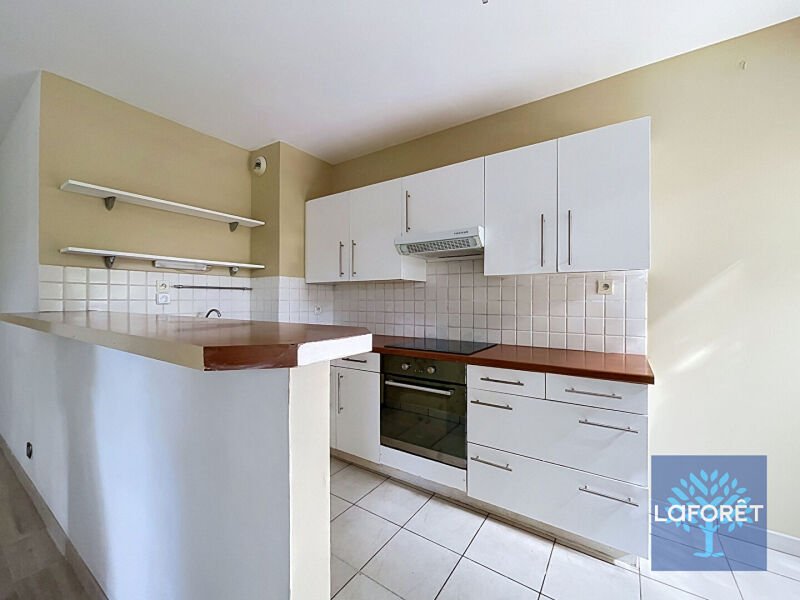 Appartement à louer, 57m², Cergy