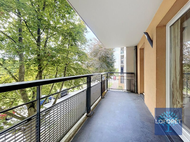 Appartement à louer, 57m², Cergy