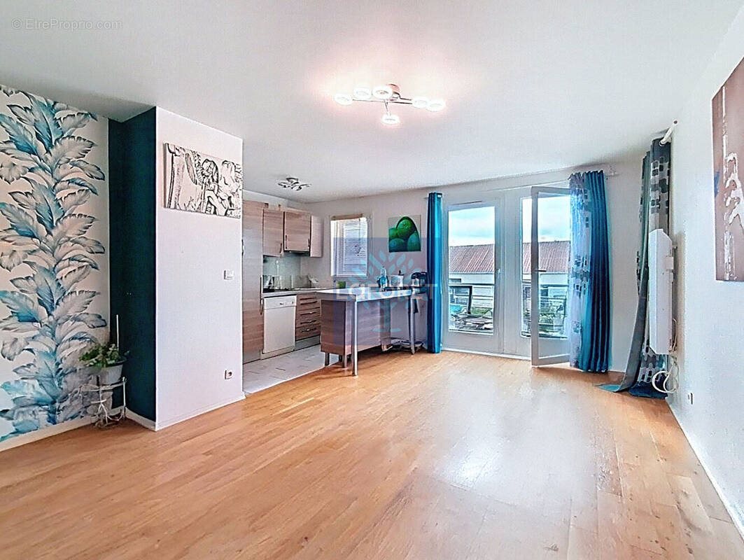 Appartement à vendre, 55m², Cergy