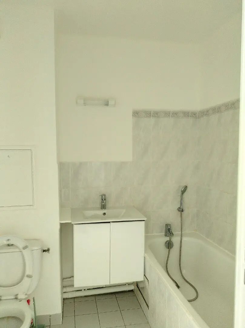 Appartement à louer, 29m², Cergy