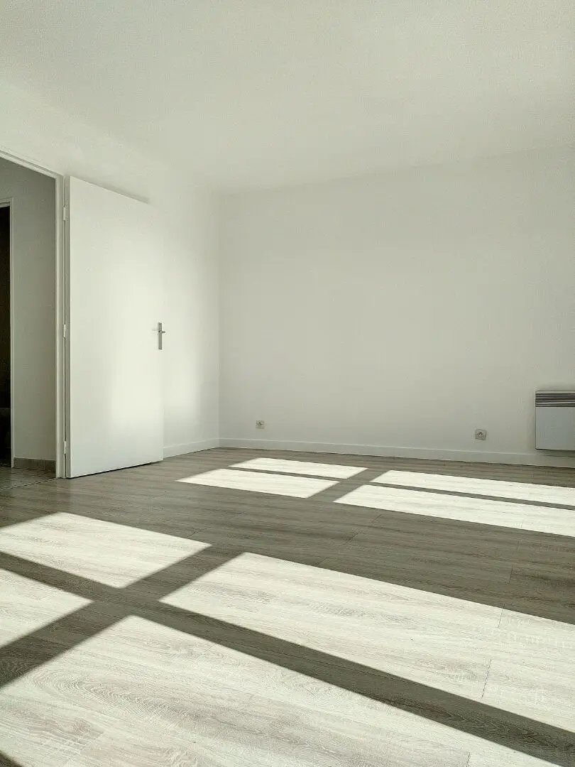 Appartement à louer, 29m², Cergy