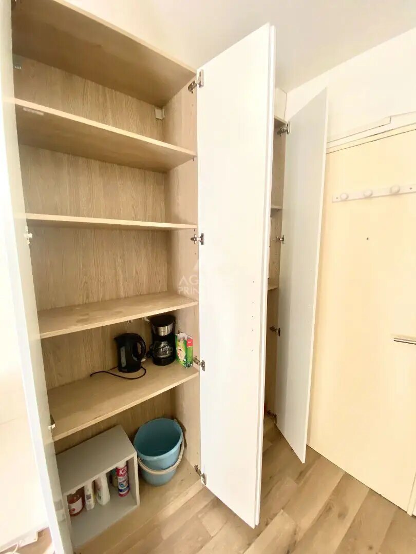 Appartement à louer, 10m², Saint-Germain-en-Laye