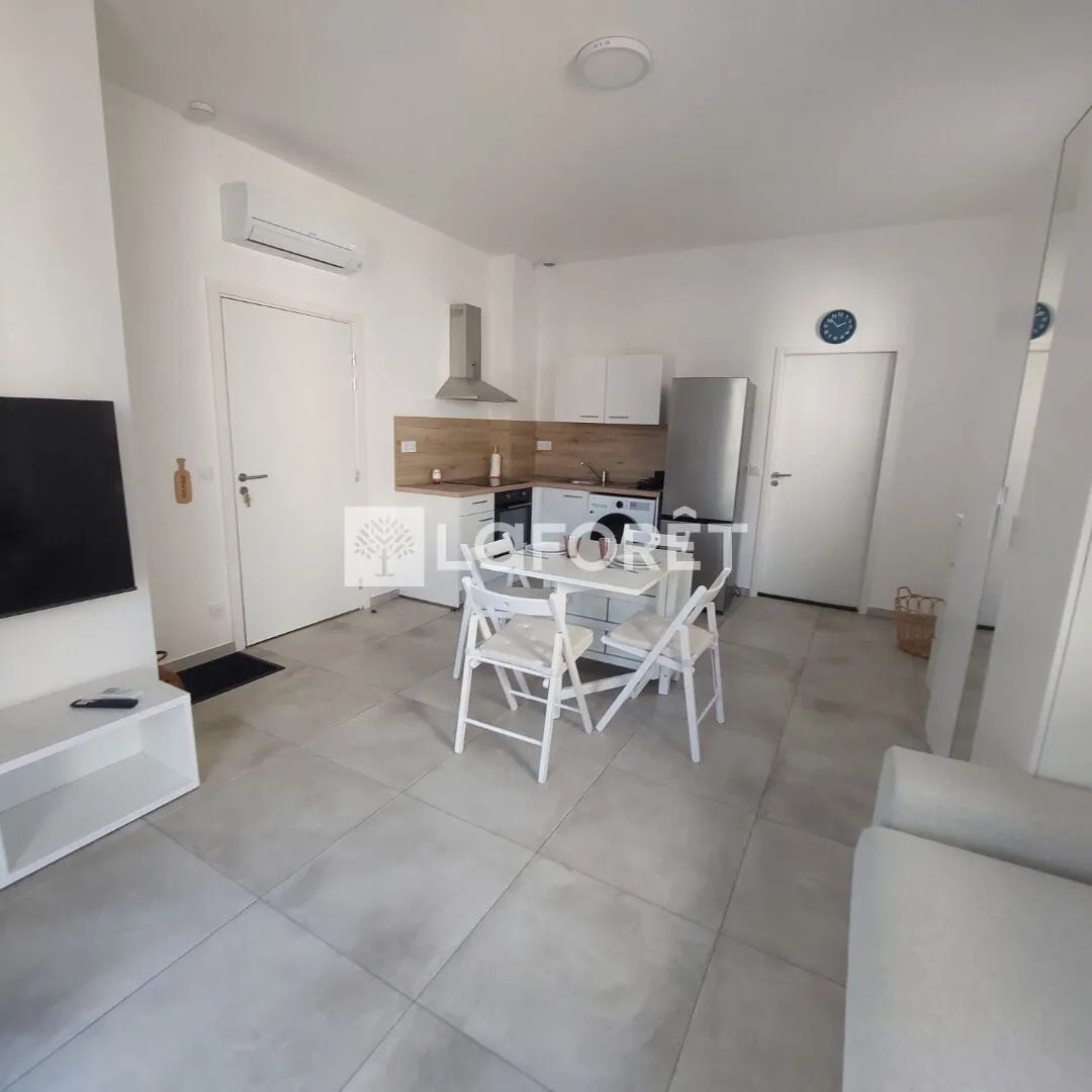 Appartement à louer, 27m², Le Boulou