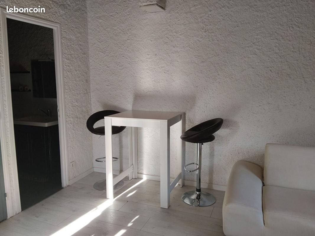 Appartement à louer, 39m², Reynès