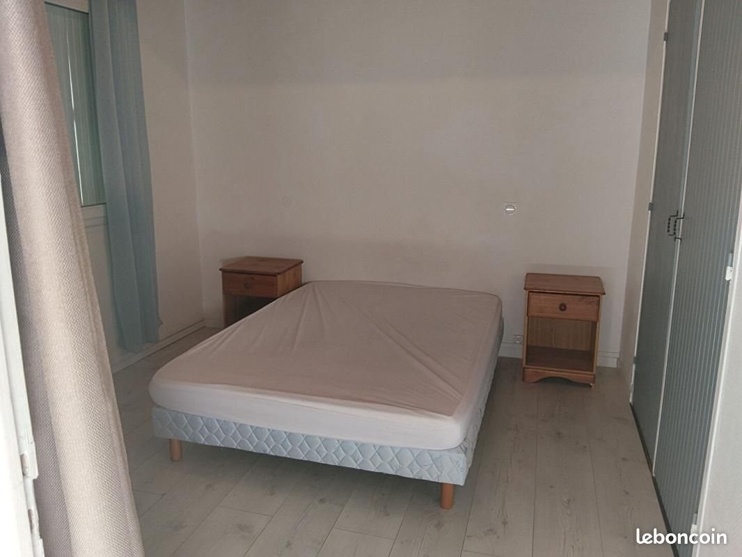 Appartement à louer, 39m², Reynès