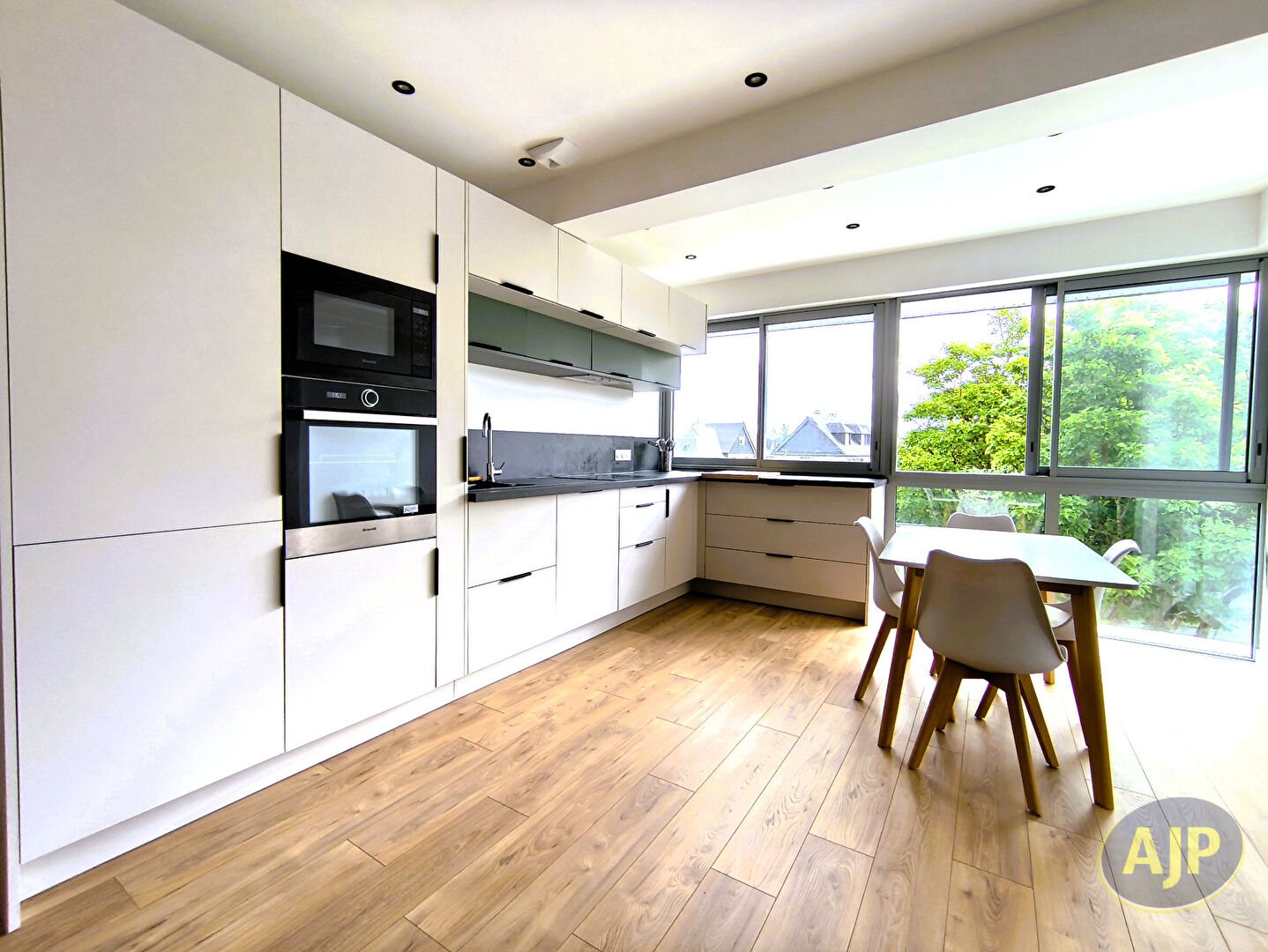 Appartement à vendre, 77m², La Queue-en-Brie