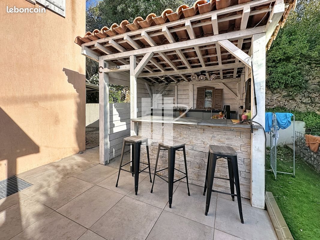Maison à vendre, 100m², Bagnols-en-Forêt