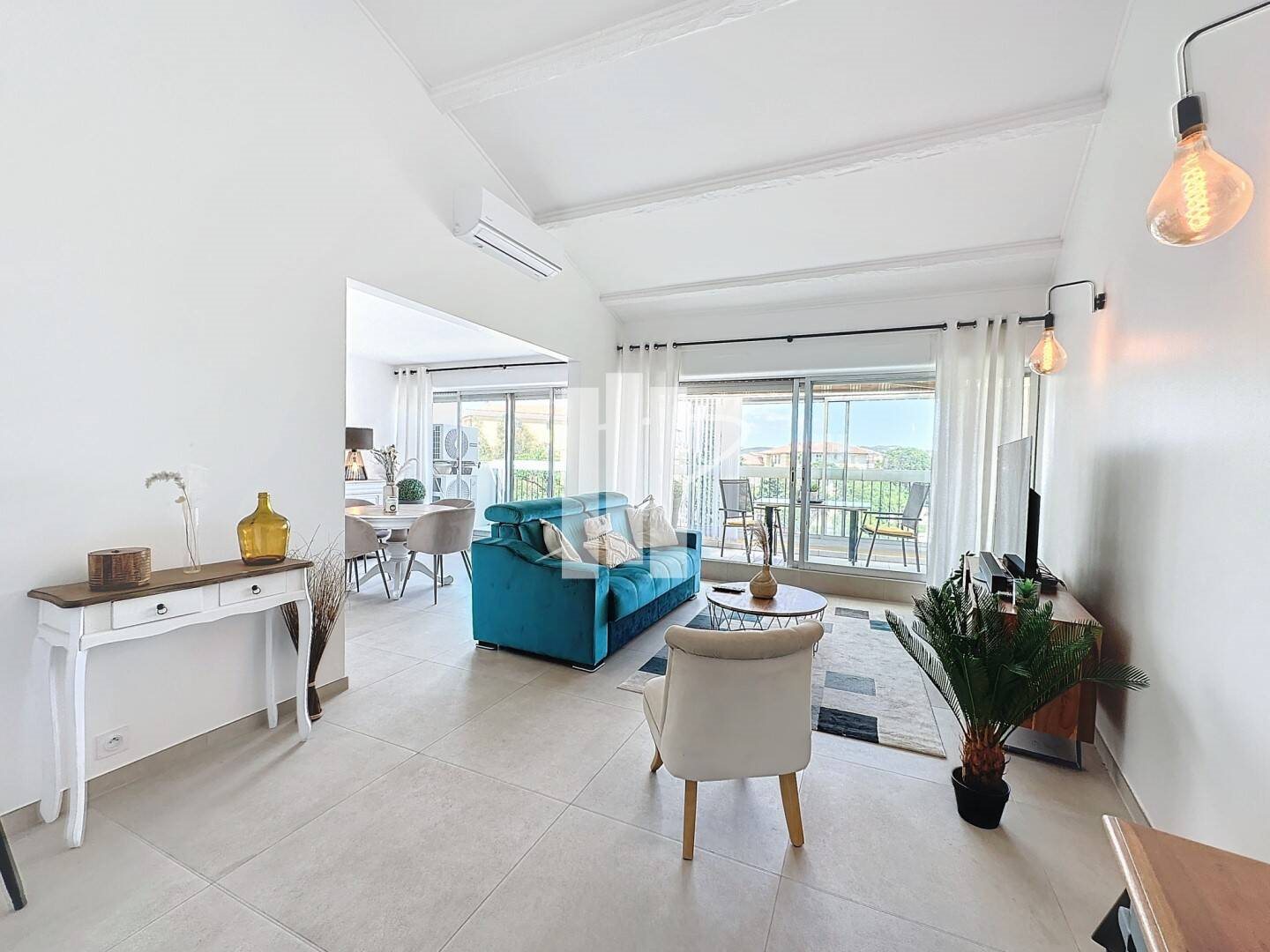 Appartement à vendre, 69m², Fréjus