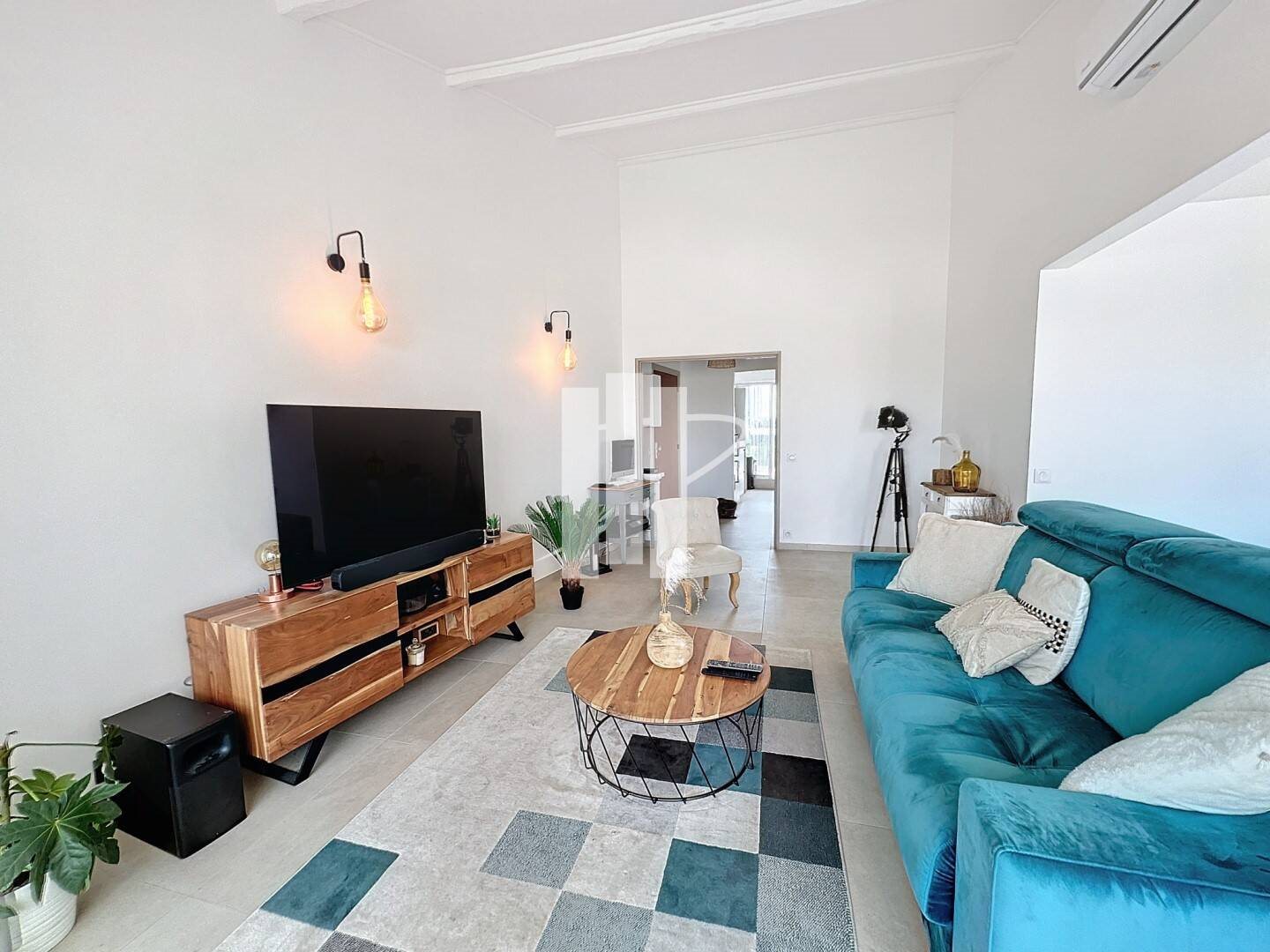 Appartement à vendre, 69m², Fréjus