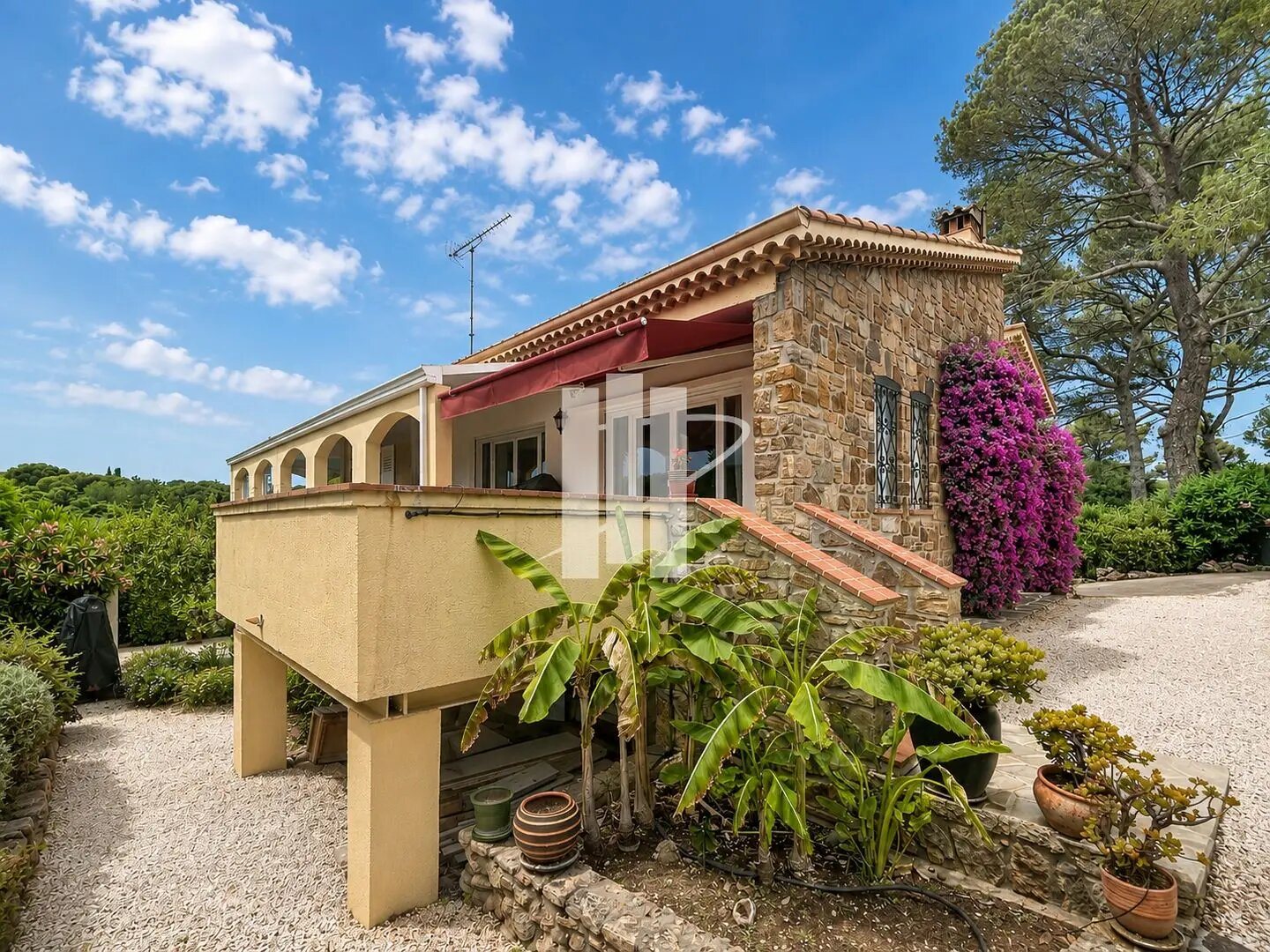 Maison à vendre, 229m², Saint-Raphaël