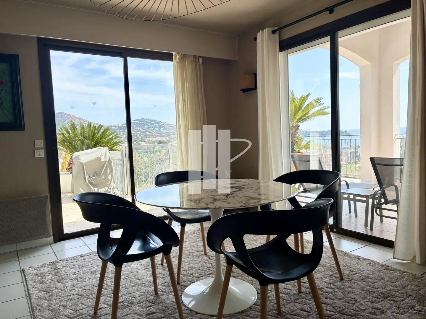 Maison à vendre, 270m², Saint-Raphaël