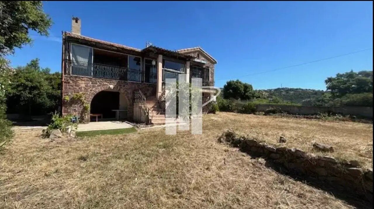 Maison à vendre, 174m², Roquebrune-sur-Argens