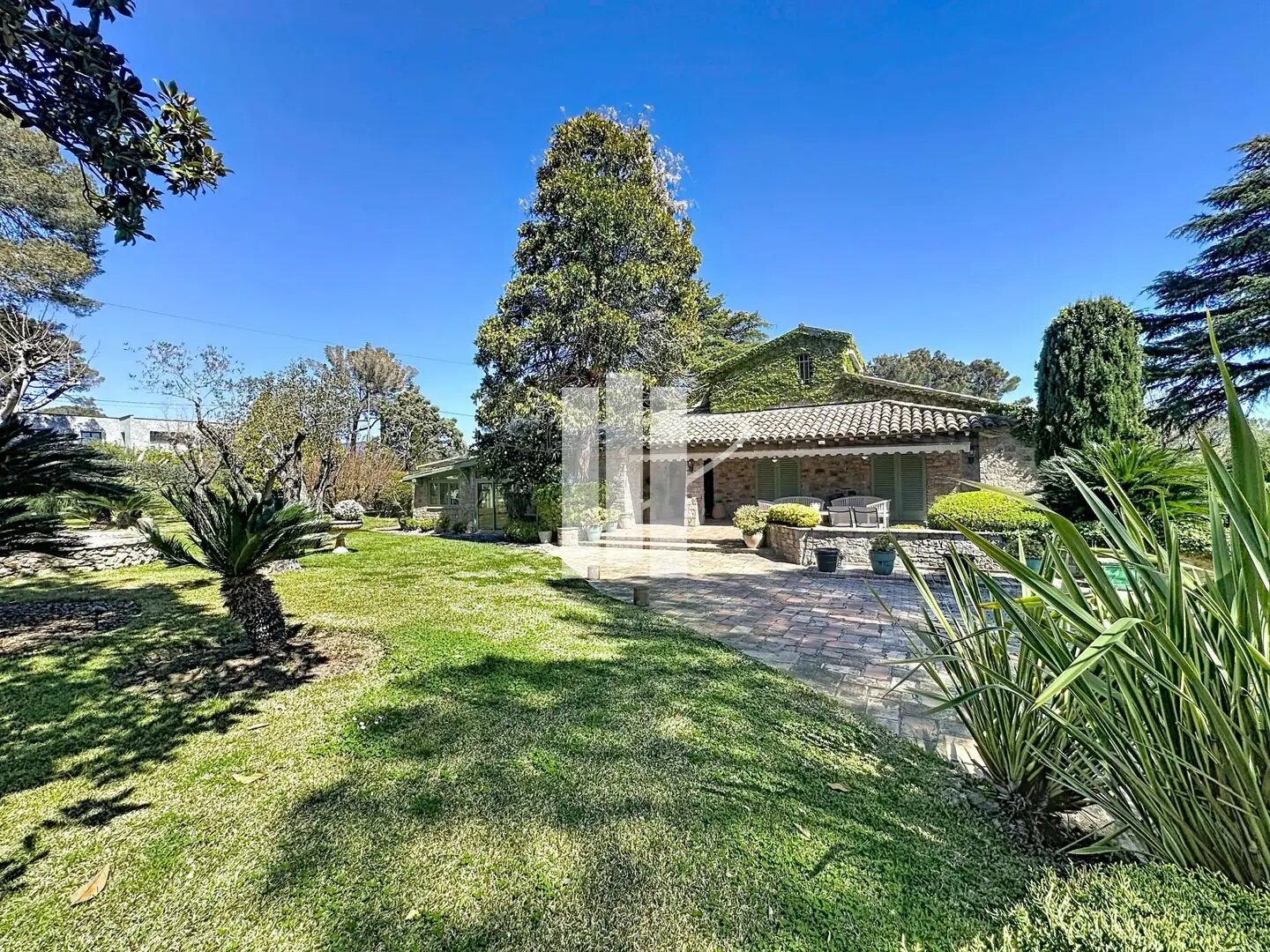 Maison à vendre, 300m², Saint-Raphaël