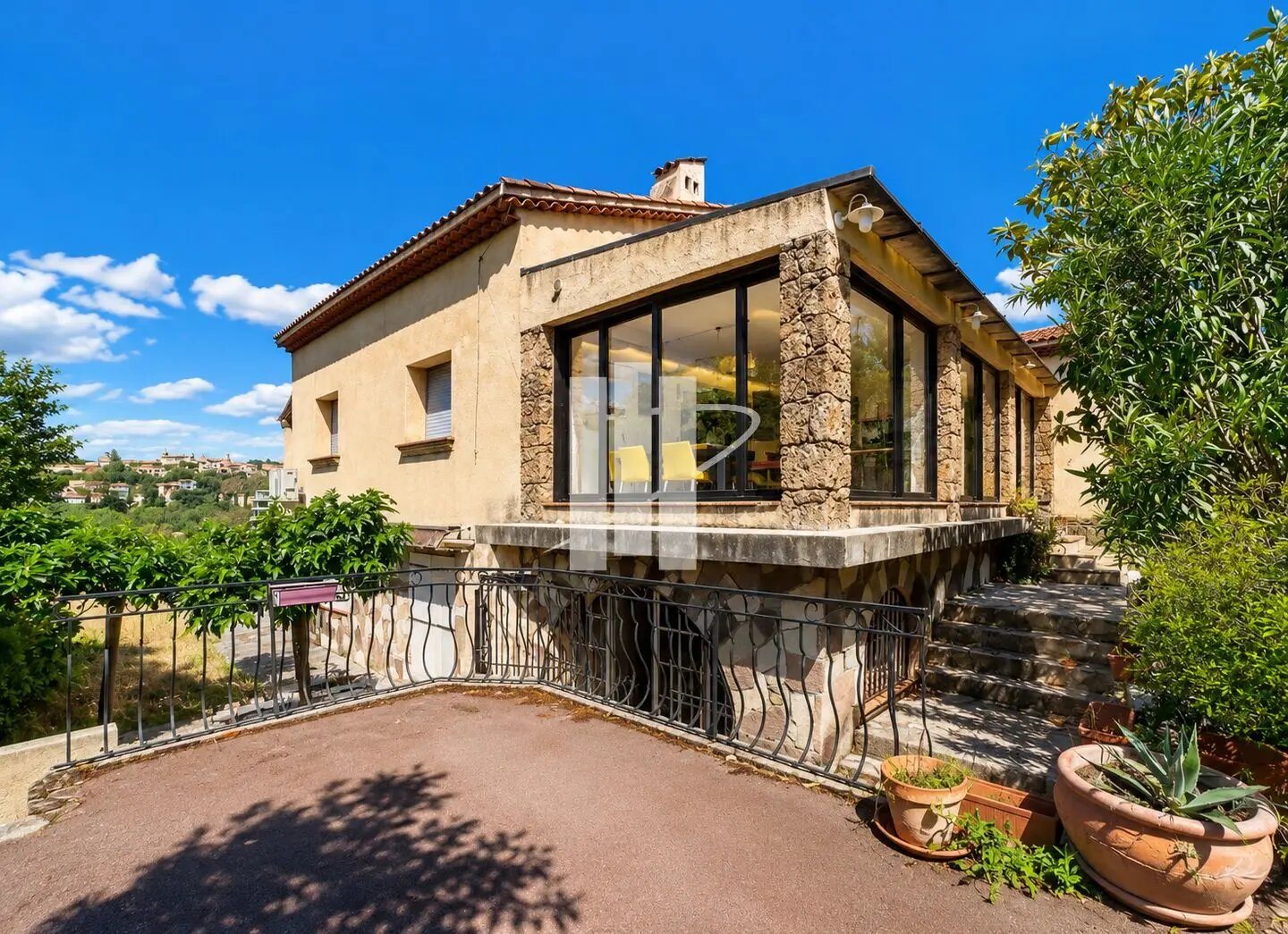 Maison à vendre, 230m², Saint-Raphaël
