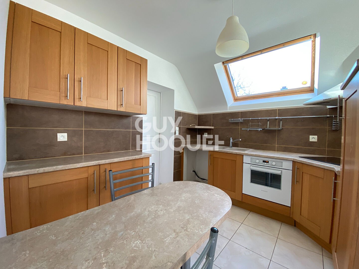 Maison à louer, 99m², Brandivy