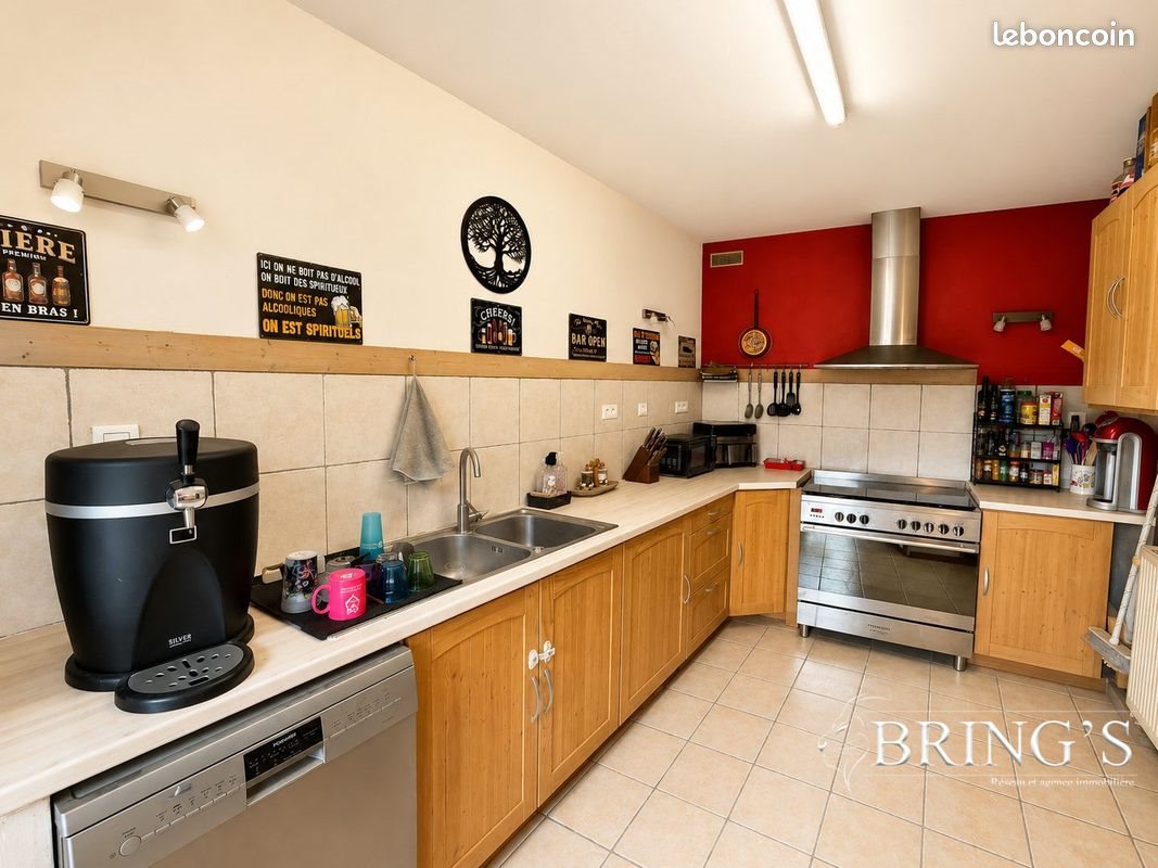 Maison à vendre, 141m², Saint-Geoire-en-Valdaine